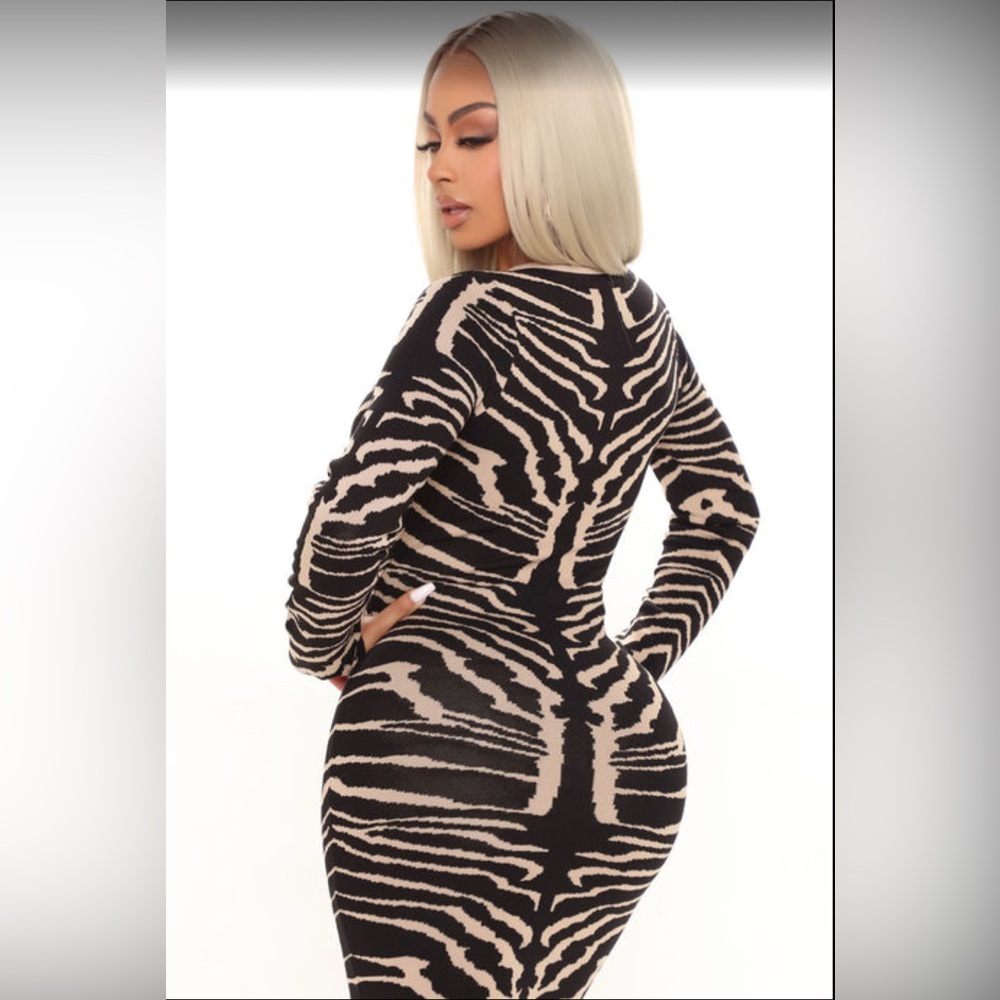 NWT Fashion Nova Zebra Print Long Sleeve Midi Dress – Black/Tan Animal